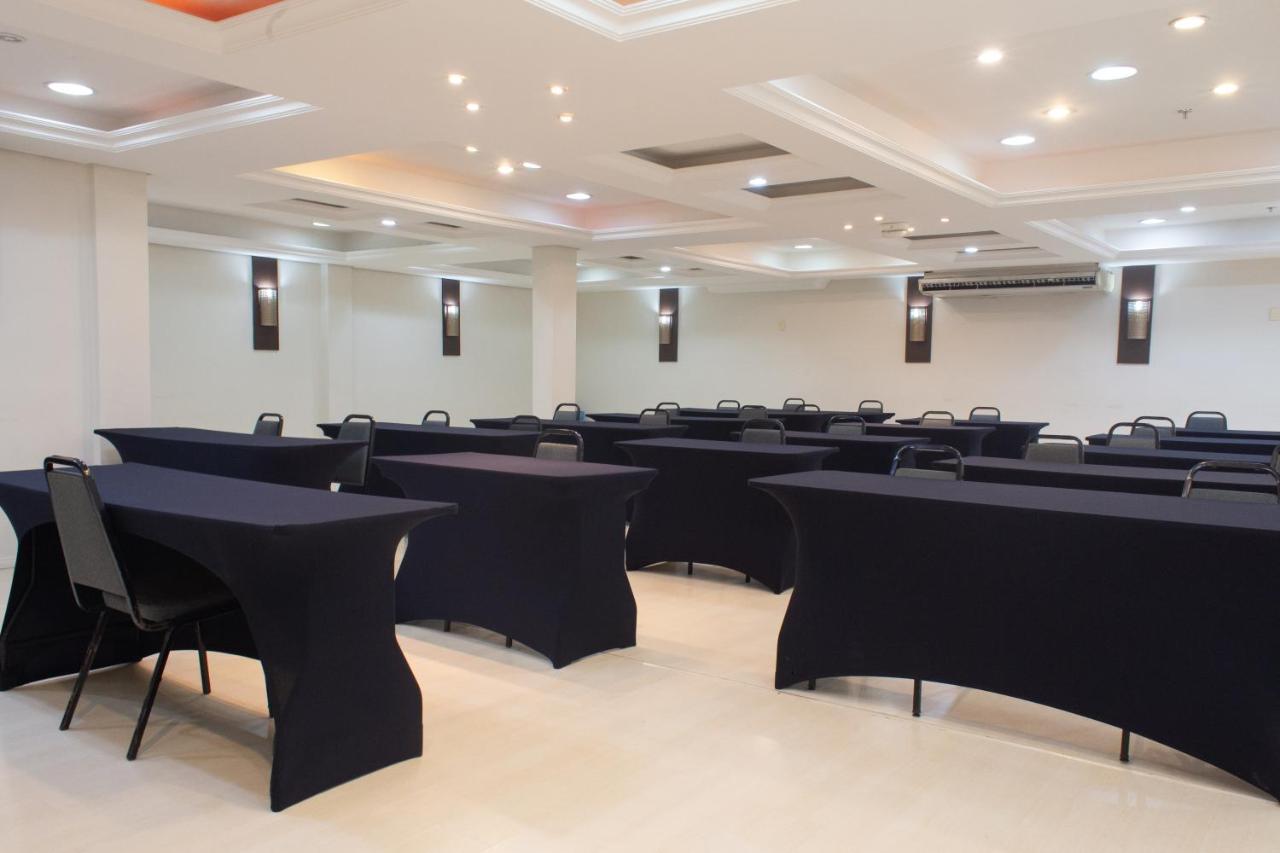 Master Grande Hotel - Proximo Ao Palacio Do Governo 포르투알레그리 외부 사진