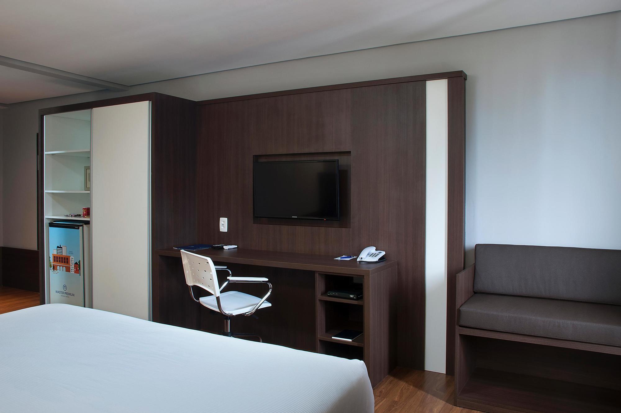 Master Grande Hotel - Proximo Ao Palacio Do Governo 포르투알레그리 외부 사진